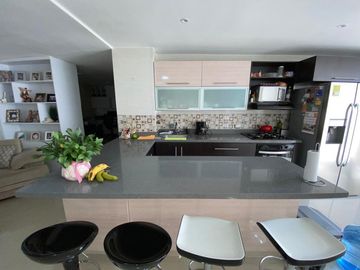 VENTA APARTAMENTO MENGA