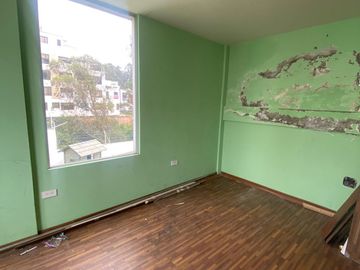Casa en venta, sector Mena del Hierro - Quito