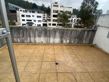 Casa en venta, sector Mena del Hierro - Quito