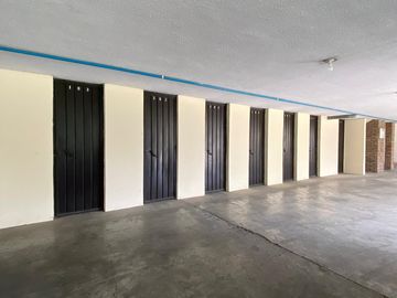 DEPARTAMENTO DE LUJO 180 M2 VISTA AL CAMPO DE GOLF