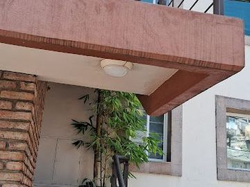 DEPARTAMENTO DE LUJO 180 M2 VISTA AL CAMPO DE GOLF