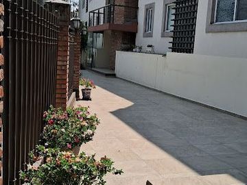 DEPARTAMENTO DE LUJO 180 M2 VISTA AL CAMPO DE GOLF