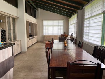 GUAYLLABAMBA CASA QUINTA DE VENTA