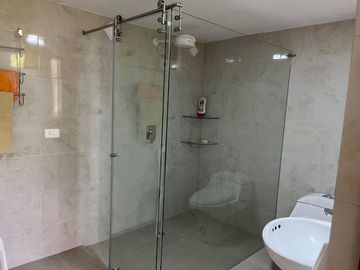 GUAYLLABAMBA CASA QUINTA DE VENTA