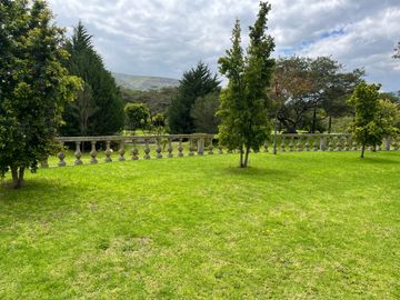 GUAYLLABAMBA CASA QUINTA DE VENTA
