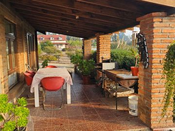 Calle Alegre, casa en condominio
