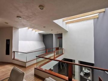 Casa amplia y elegante en Fracc Residencial del Lago