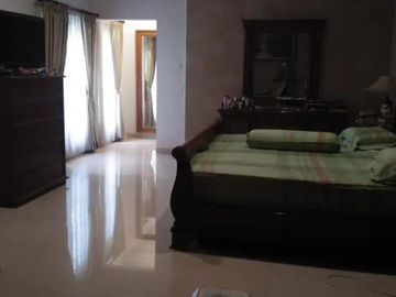 Dijual Rumah Semi Furnished Perumahan Elite The Gayungsari Surabaya Selatan