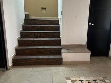 CUMBRES DEL LAGO JURIQUILLA EXCELENTE CASA CON 340 M2 CONSTRUCCION 3 RECAMARAS 3 GARAGES JARDIN