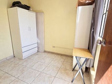 Venta Casa Para Vivienda en Inversion de 3 Pisos en Surco, Encalada, Primavera