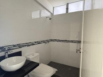 VENDO DEPARTAMENTO DE 130M2 EN URB. LAS MAGNOLIAS / SAN BORJA
