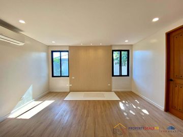 House and Lot for Sale in Ayala Alabang Village at Muntinlupa City