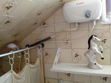 ALQUILO ACOGEDORA CASA EN SAN MIGUEL – ¡CERCA DE PLAZA SAN MIGUEL! 🏡