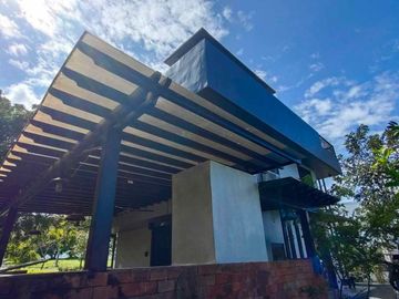 For Sale:  House and Lot in Sandari Batulao