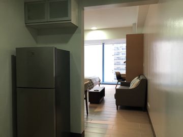 Three Central, Studio 41 sqm. Makati City.