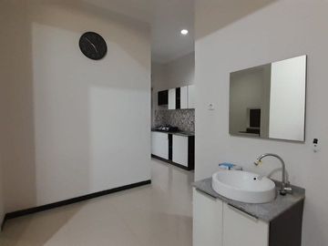 Rumah Sukolilo Mulia, Strategis, Siap Huni, Full Furnish