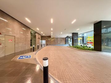 Office Unit for Sale in Park Triangle Corporate Plaza, BGC Taguig | Property ID: FM264