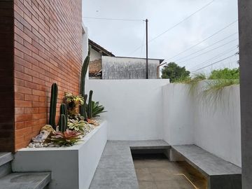 Rumah Ready Baru Full Furnish Ngaglik Sleman Yogyakarta, Murah Jual Dijual