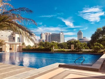 Nice View 1 Bedroom Condo with Parking in Torre De Manila near Luneta Park and Makati