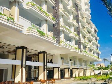 Nice View 1 Bedroom Condo with Parking in Torre De Manila near Luneta Park and Makati