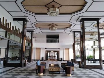 Nice View 1 Bedroom Condo with Parking in Torre De Manila near Luneta Park and Makati