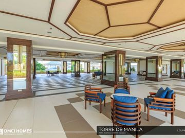 Nice View 1 Bedroom Condo with Parking in Torre De Manila near Luneta Park and Makati