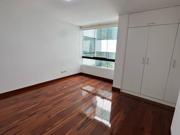 Ideal para familias - Alquilo Departamento en zona exclusiva de Surco