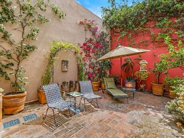 Joya de San Miguel: Casa Tatanacho Colonial con Jardín Privado