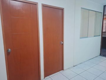 Alquiler De Bonito Departamento De 100 M² Con Cochera – Villa María Del Triunfo (Salvador Allende)