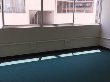 VENDO OFICINA 60 M2. JESUS MARIA