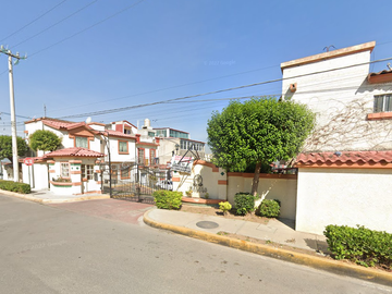 CASA DE RECUPERACIÓN BANCARIA EN PRIV. MALAGA, FRACC. VILLA DEL REAL, TECAMAC, EDO MEX. ¡NO SE ACEPTAN CRÉDITOS!