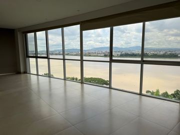 Venta Departamento en Samborondón vista al río - Urb. Guayaquil Tenis - D258