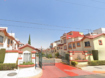 CASA DE RECUPERACIÓN BANCARIA EN PRIV. IMPERIAL, FRACC. VILLA DEL REAL, TECAMAC, EDO MEX. ¡NO SE ACEPTAN CRÉDITOS!