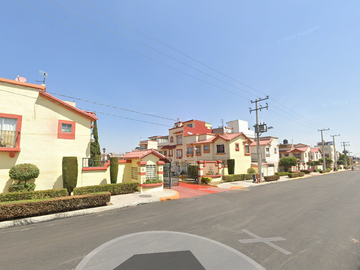 CASA DE RECUPERACIÓN BANCARIA EN PRIV. IMPERIAL, FRACC. VILLA DEL REAL, TECAMAC, EDO MEX. ¡NO SE ACEPTAN CRÉDITOS!
