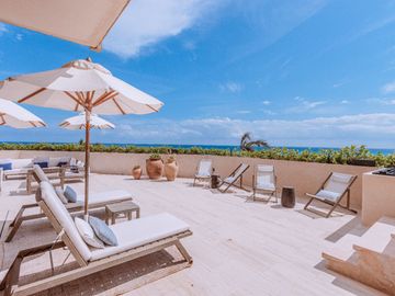 Departamentos de máximo lujo frente al mar en Playa del Carmen. Exclusividad en residencial privado.