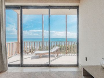 Departamentos de máximo lujo frente al mar en Playa del Carmen. Exclusividad en residencial privado.