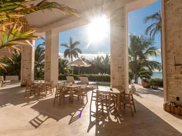 Departamentos de máximo lujo frente al mar en Playa del Carmen. Exclusividad en residencial privado.