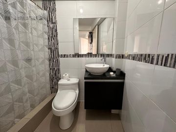 Venta de Departamento en Salamanca-Ate de 1 dormitorio, 2do piso, Ascendor directo