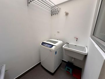 Venta de Departamento en Salamanca-Ate de 1 dormitorio, 2do piso, Ascendor directo