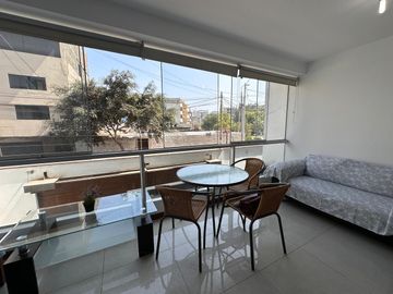 Venta de Departamento en Salamanca-Ate de 1 dormitorio, 2do piso, Ascendor directo