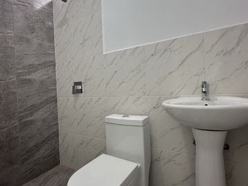 Venta Departamento ESTRENO en San Juan de Miraflores en 2do Piso de 3 Dormitorios con Ascensor y Cerca a Essalud