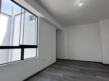 Venta Departamento ESTRENO en San Juan de Miraflores en 2do Piso de 3 Dormitorios con Ascensor y Cerca a Essalud