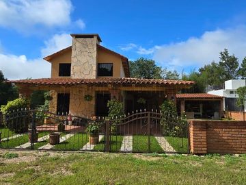 SE VENDE QUINTA A POCOS MINUTOS DE TUXTLA GUTIERREZ CARRETERA COITA