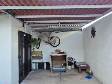 🏡 Casa en venta en Fraacinamiento Aldabas frente a parque