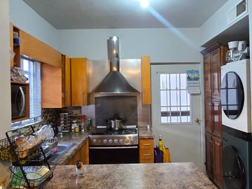 🏡 Casa en venta en Fraacinamiento Aldabas frente a parque