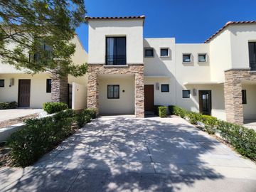 CASA EN VENTA, EN QUERETARO