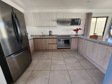 CASA EN VENTA, EN QUERETARO