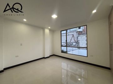 Casa en venta en Loja sector PROURVI