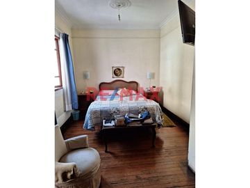 Oportunidad Casa En San Isidro!!! S/. 1'934,500.00 - $ 530,000.00