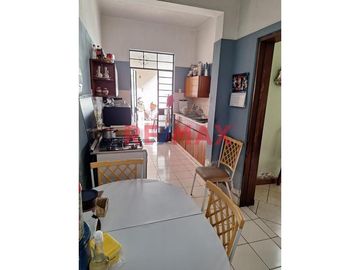 Oportunidad Casa En San Isidro!!! S/. 1'934,500.00 - $ 530,000.00